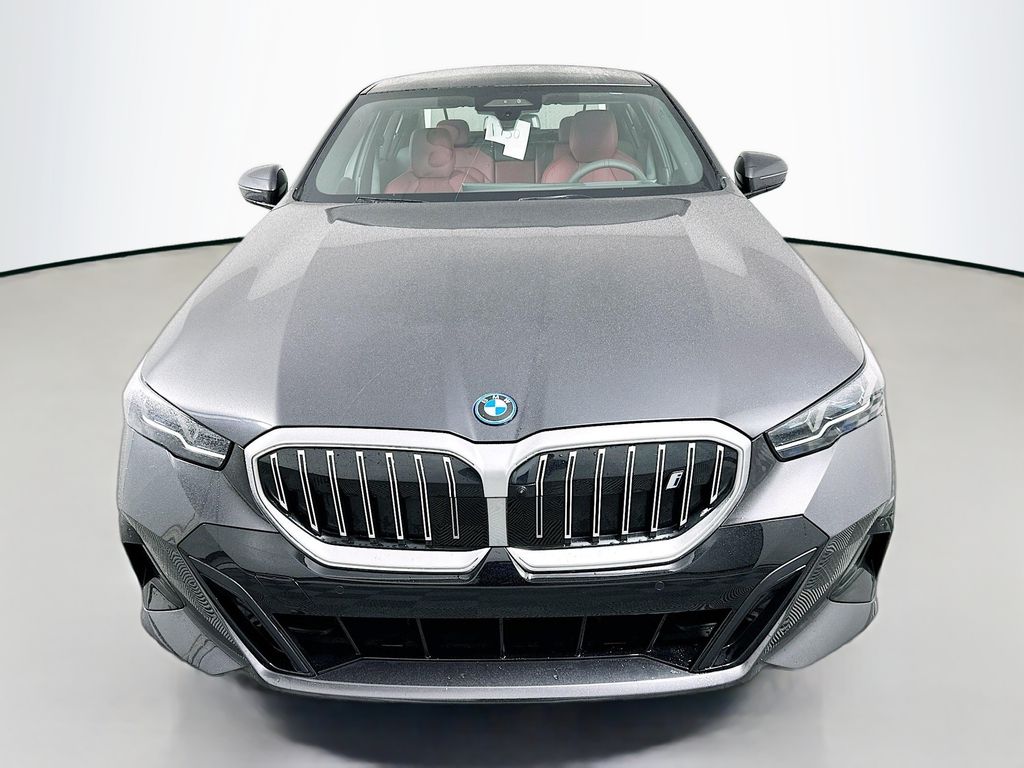 Thumbnail: 2026 BMW i5 - 2