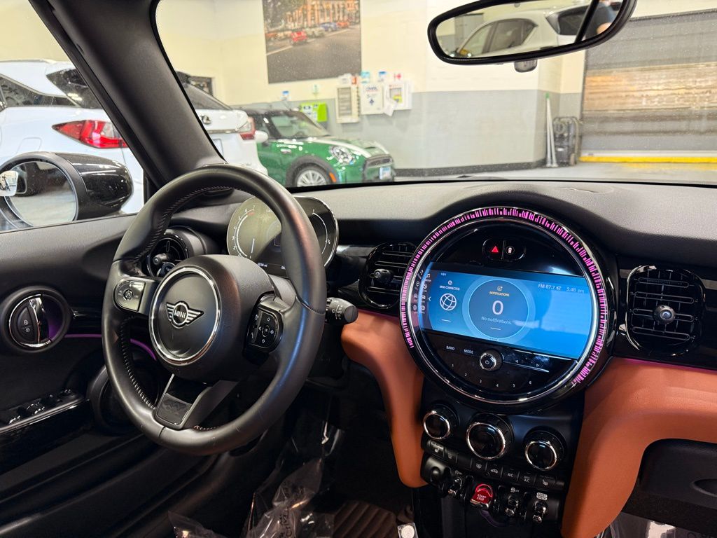 Thumbnail: 2023 MINI Cooper - 23