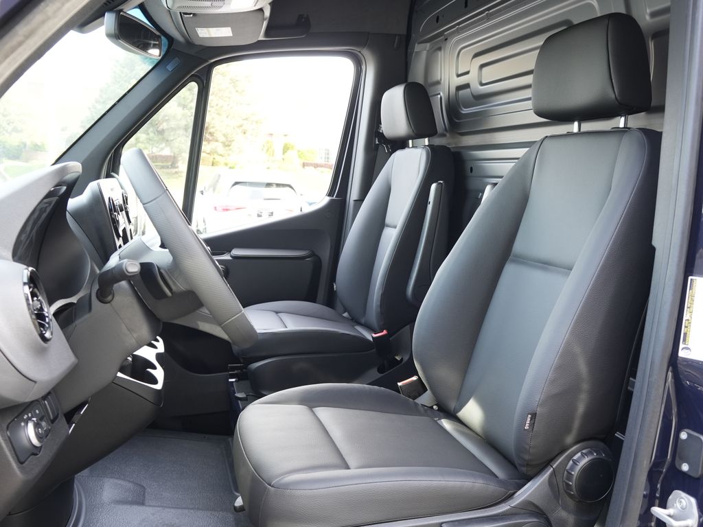 new 2026 Mercedes-Benz Sprinter 2500 car, priced at $61,318