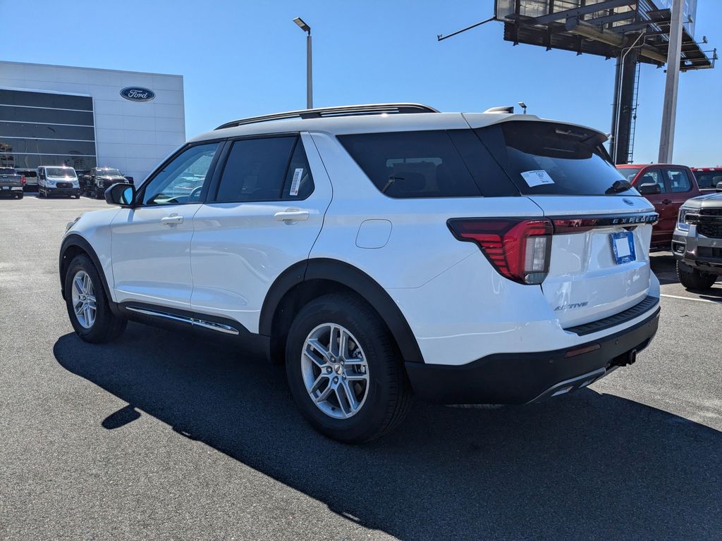 2025 Ford Explorer Active