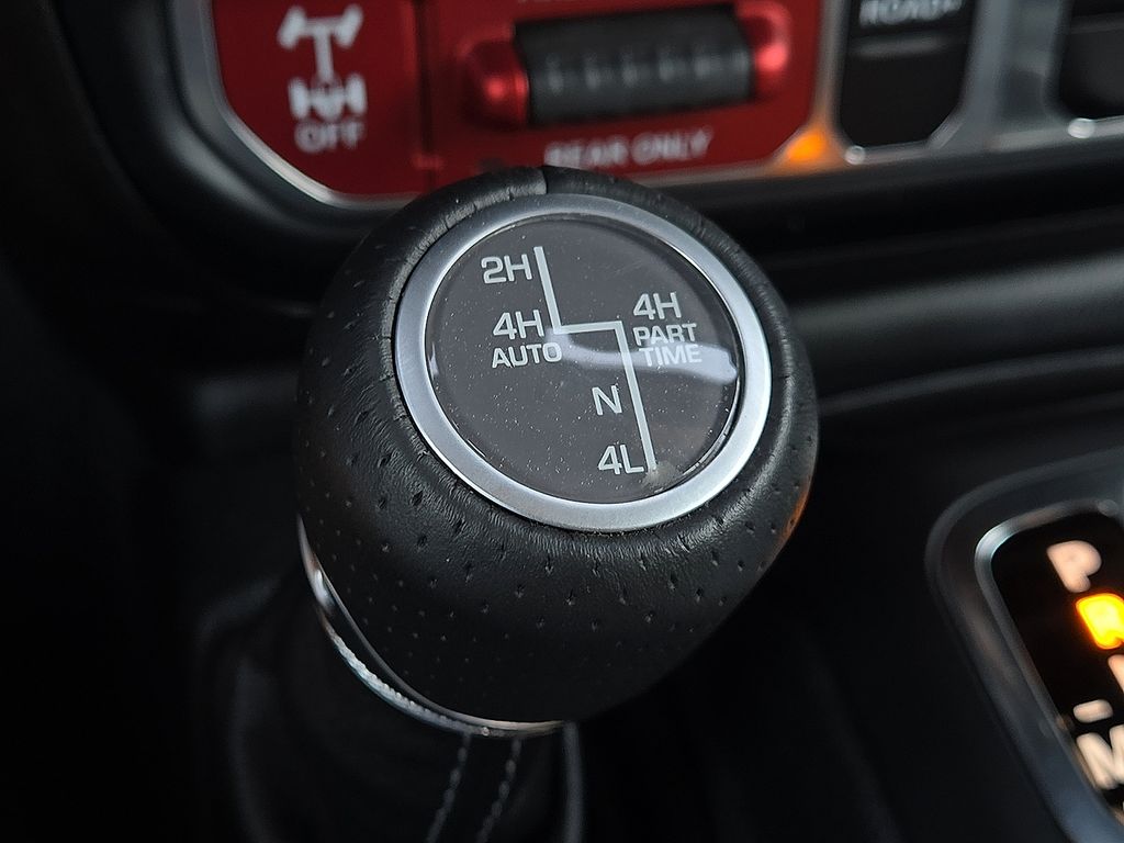 Used 2024 Jeep Gladiator Mojave For Sale in Farmington, AR