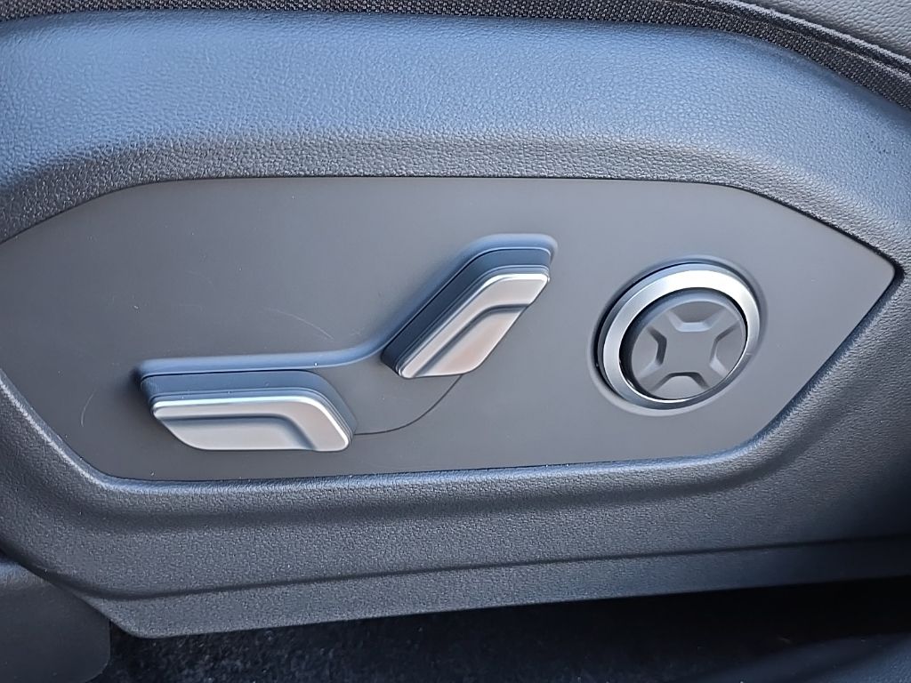 Thumbnail: 2026 Hyundai Santa Fe - 17