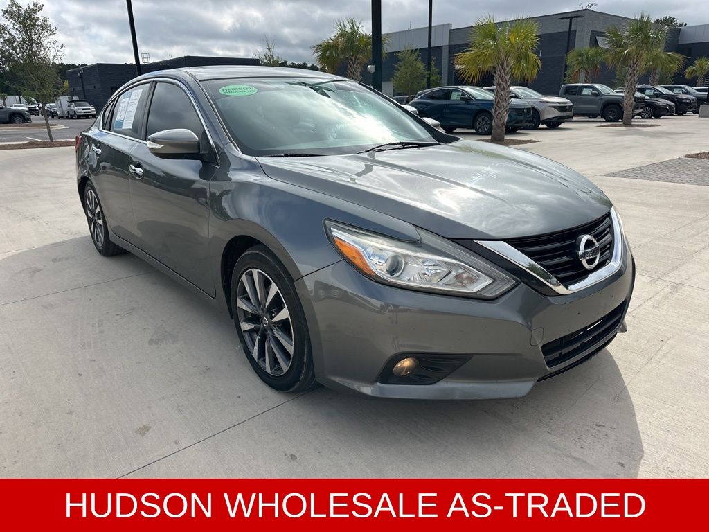 2017 Gun Metallic Nissan Altima 2.5 SL Sedan