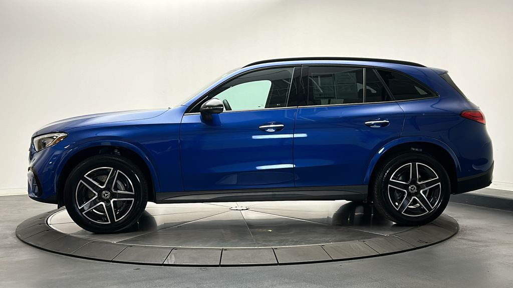 2025 Mercedes-Benz GLC 300 4