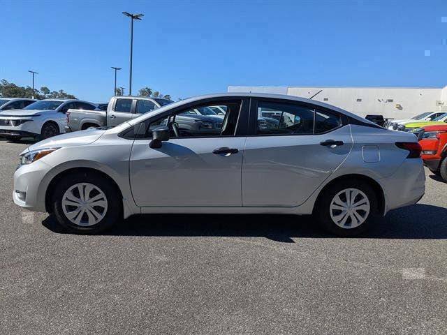 New 2025 Nissan Versa Sedan
