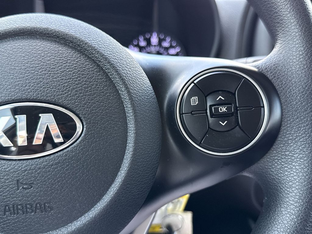 Thumbnail: 2020 Kia Soul - 26