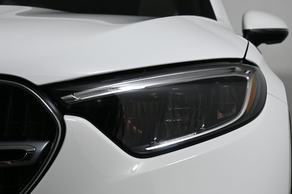 Thumbnail: 2026 Mercedes-Benz GLC - 10