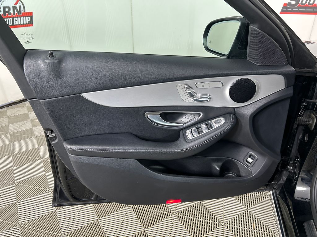 Used 2019 Black Mercedes-Benz C 300 image 10