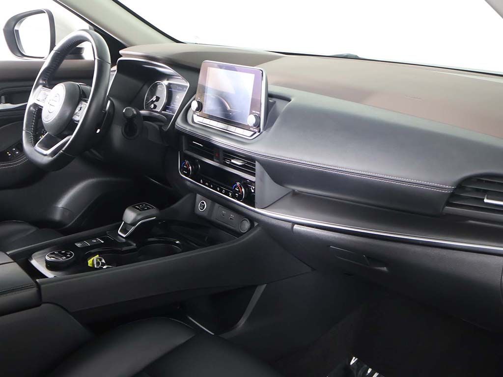 Used 2023 White Nissan SV image 30
