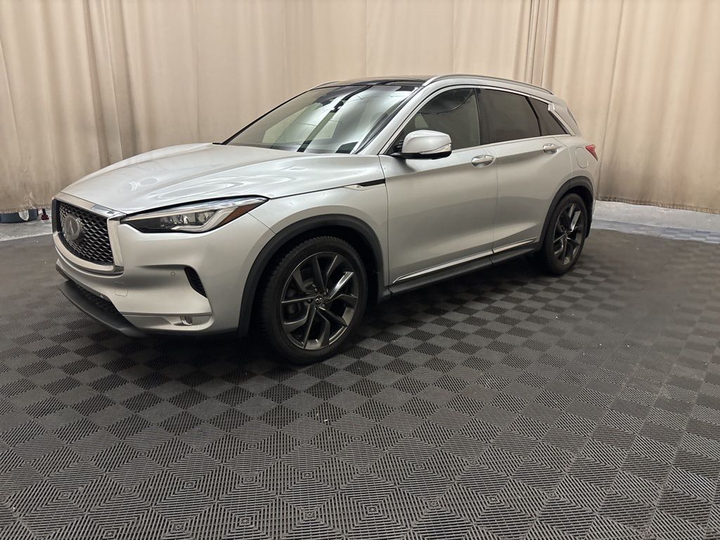 2019 INFINITI QX50 Essential's photo