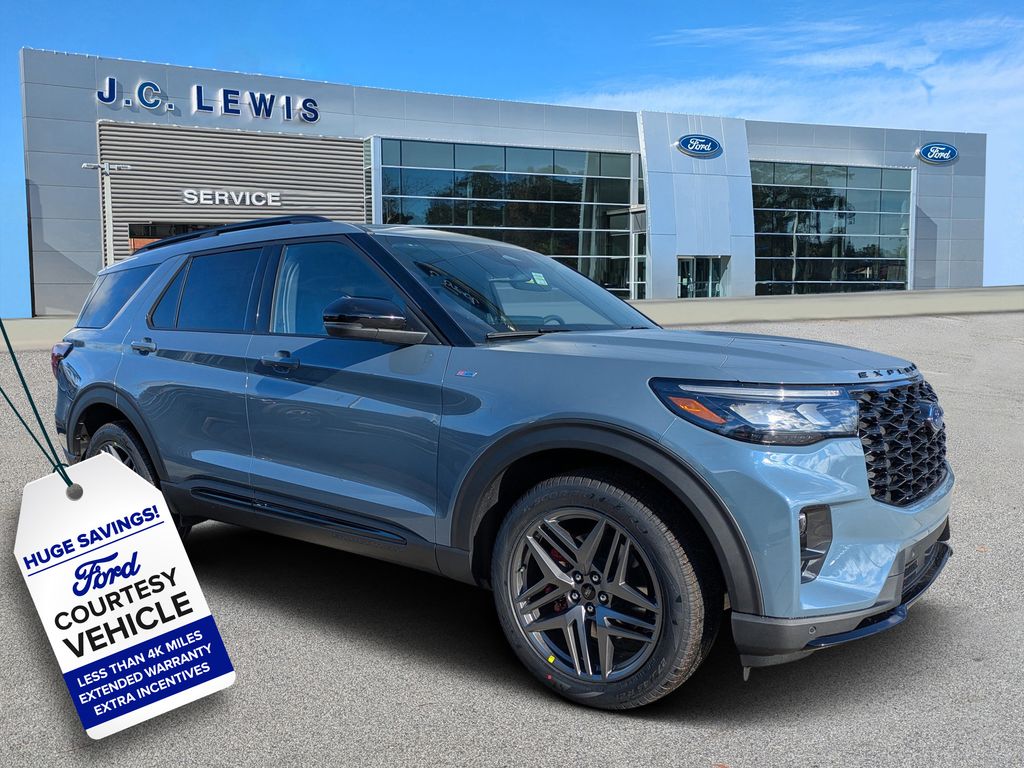 2026 Ford Explorer ST-Line AWD