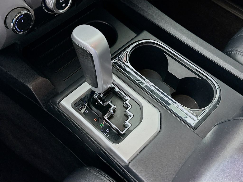 Thumbnail: 2018 Toyota Tundra - 16