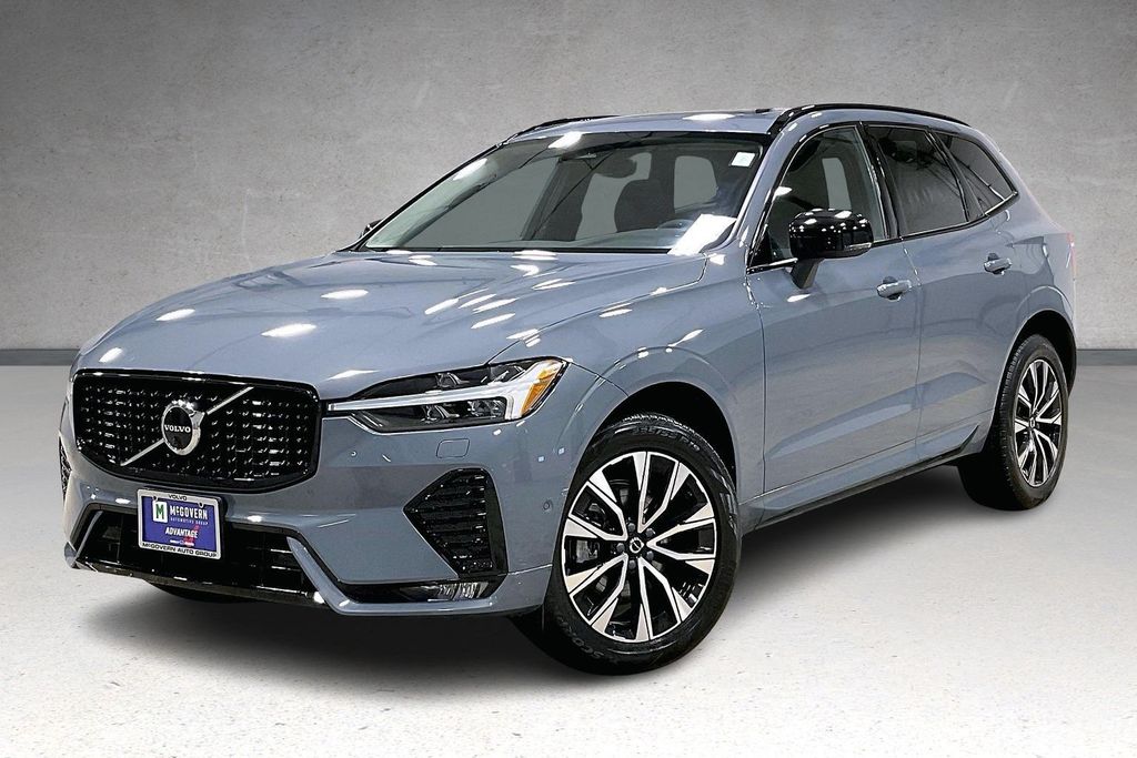 2023 Volvo XC60 B5 Plus Dark Theme AWD