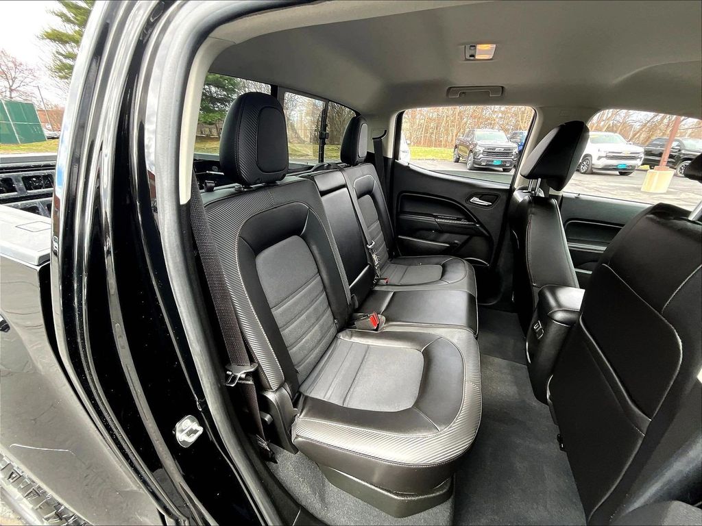 2022 GMC Canyon — photo 15
