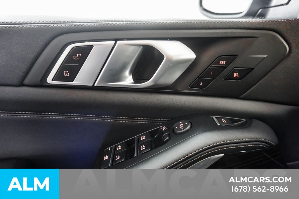 Used 2024 Black BMW sDrive40i image 48