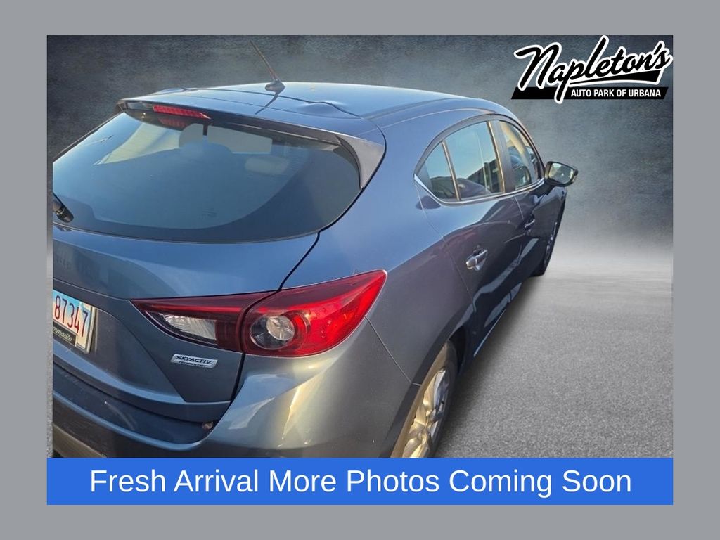 2015 Mazda MAZDA3 i Touring Hatchback