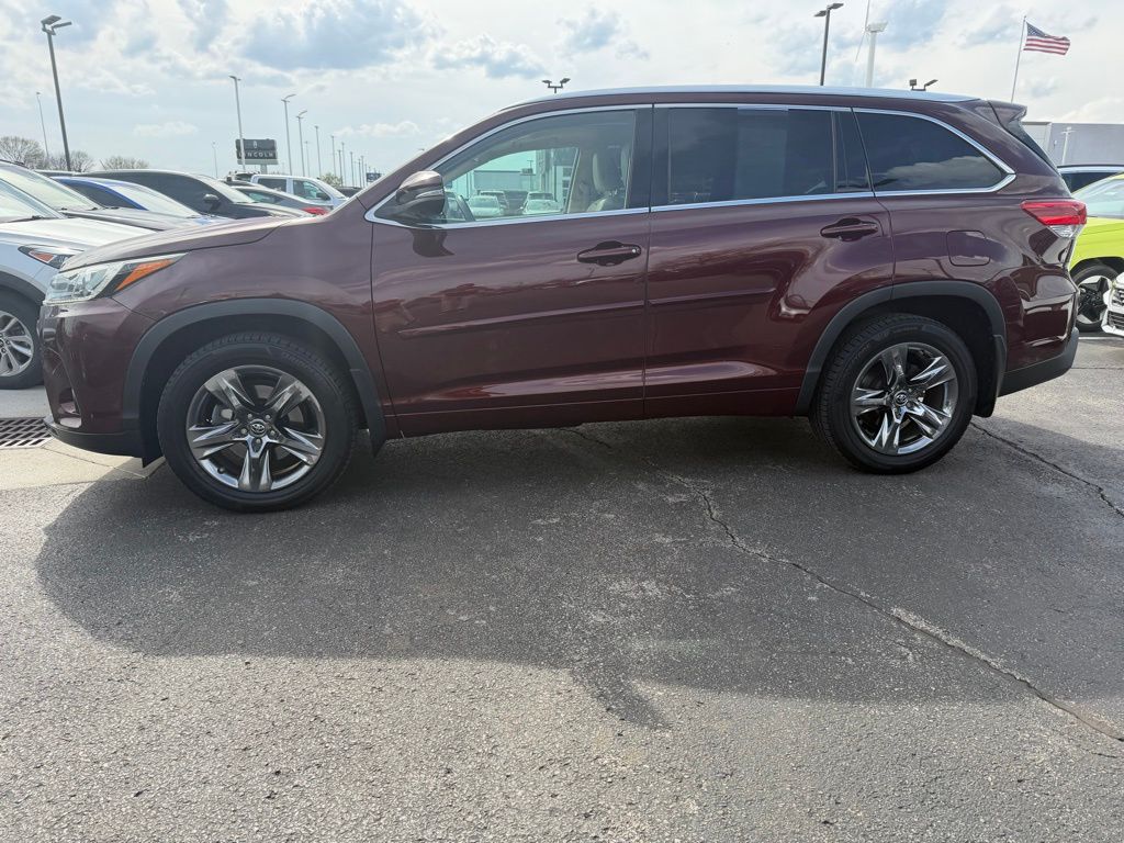 Ooh La La Rouge Mica 2018 Toyota Highlander Limited Platinum AWD SUV / Crossover All-Wheel Drive 8-Speed Automatic