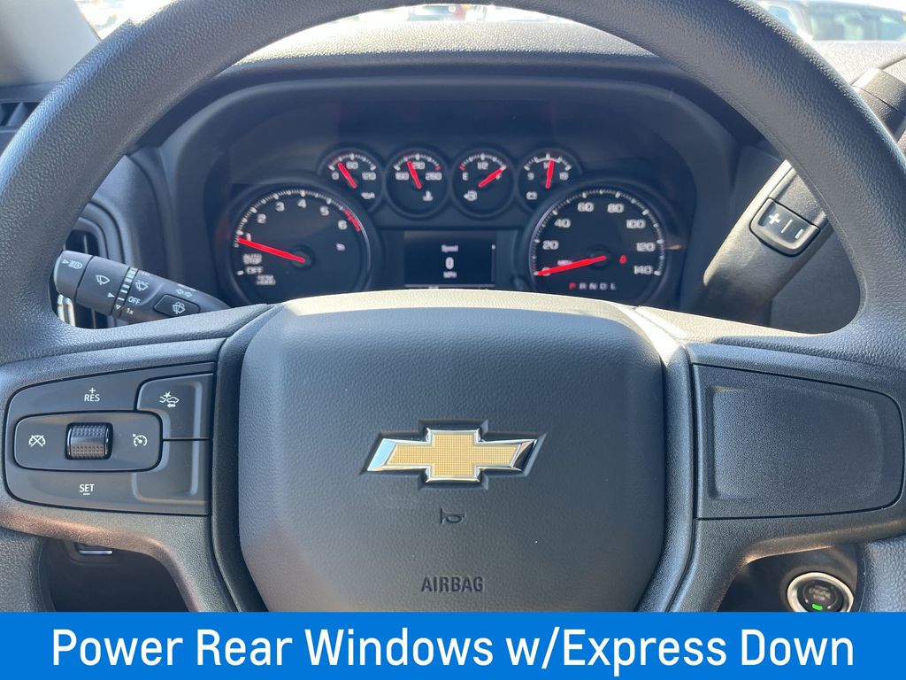 2025 Chevrolet Silverado 1500 Custom photo