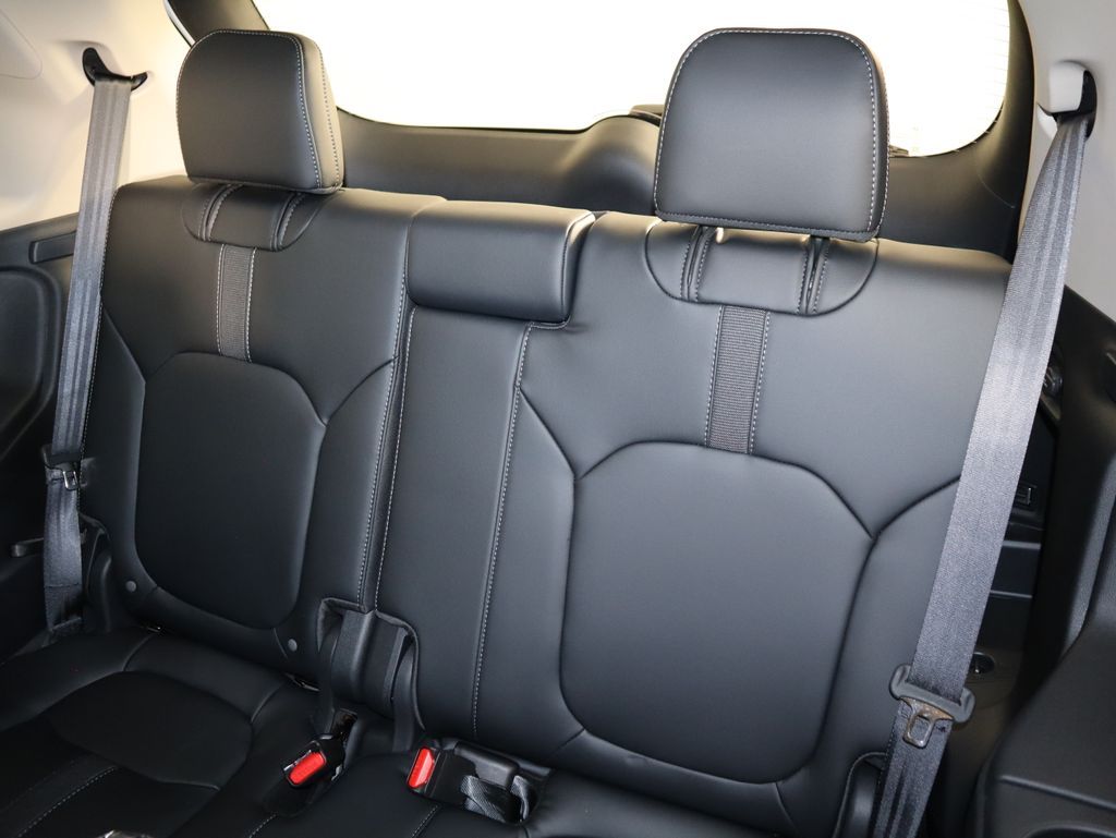 Thumbnail: 2025 Honda Pilot - 23