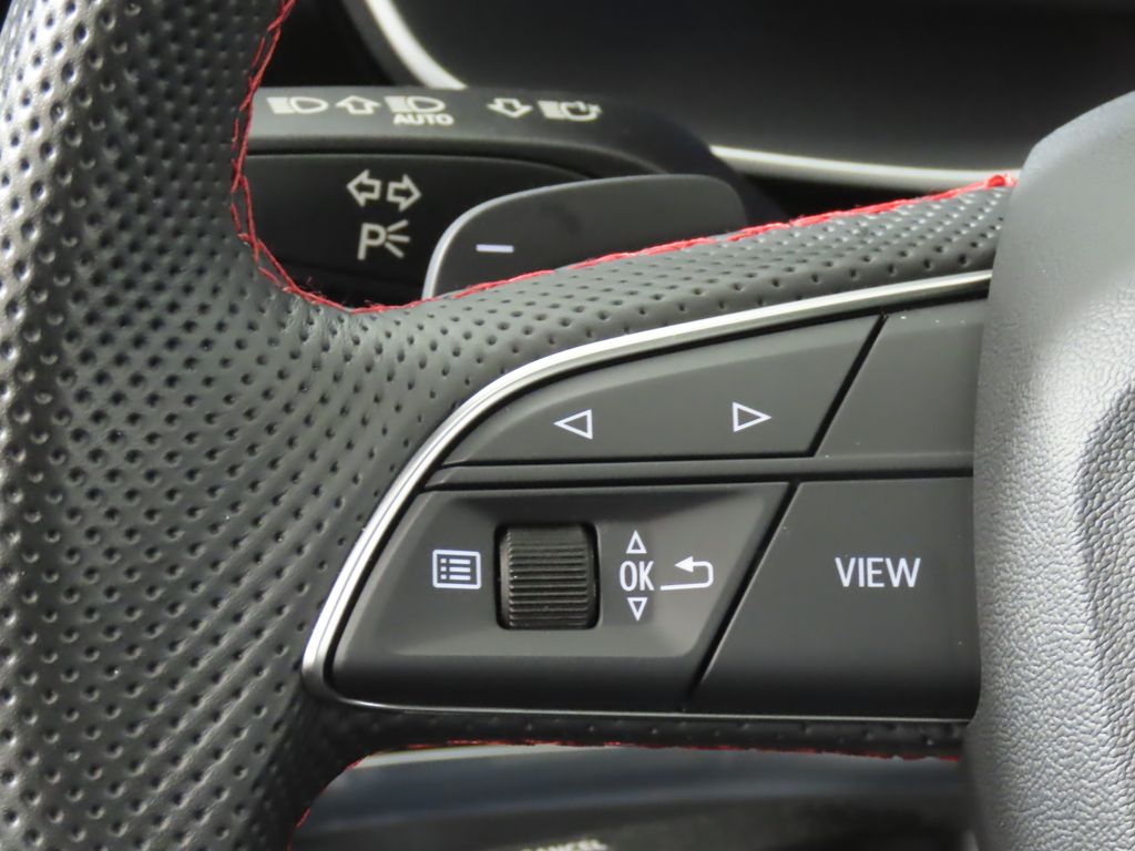 Thumbnail: 2025 Audi Q3 - 16