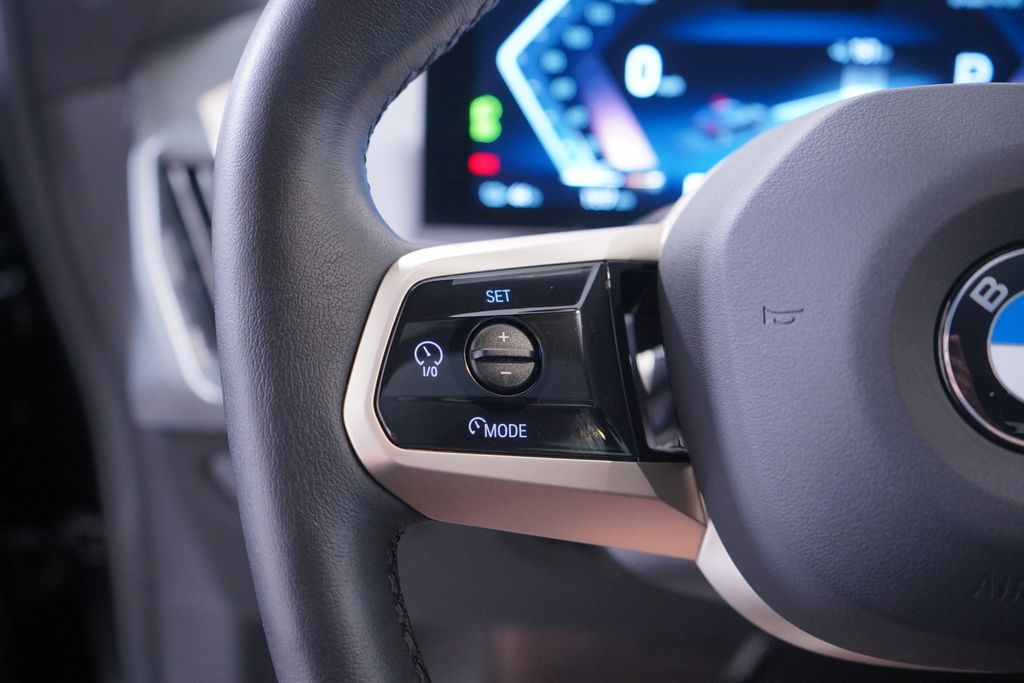 Thumbnail: 2026 BMW iX - 18