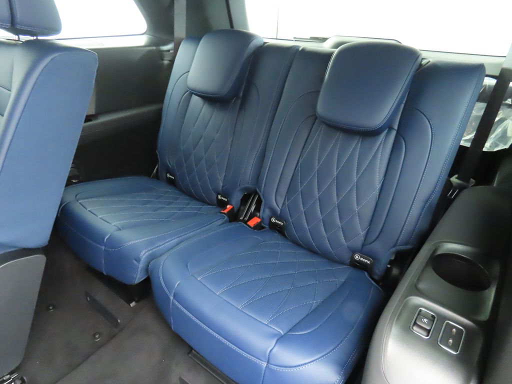 Thumbnail: 2026 Mercedes-Benz GLS - 23