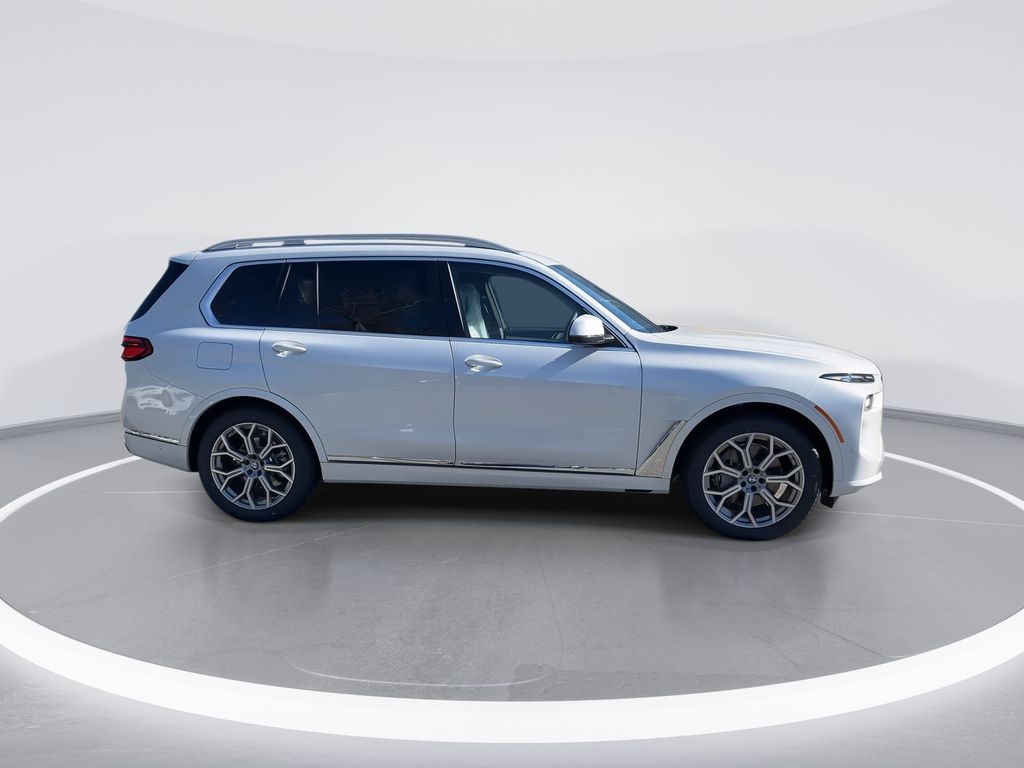 2025 BMW X7 xDrive40i 9