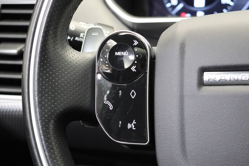 Thumbnail: 2022 Land Rover Range Rover Sport - 20