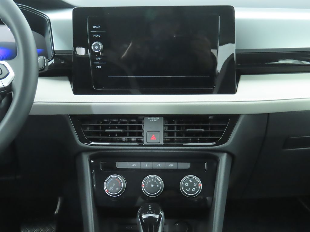 Thumbnail: 2025 Volkswagen Taos - 14