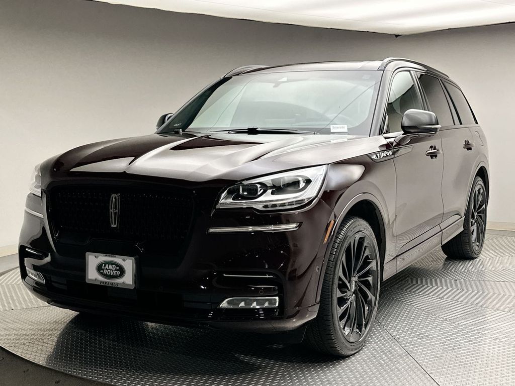 2023 Lincoln Aviator Black Label -
                Paramus, NJ