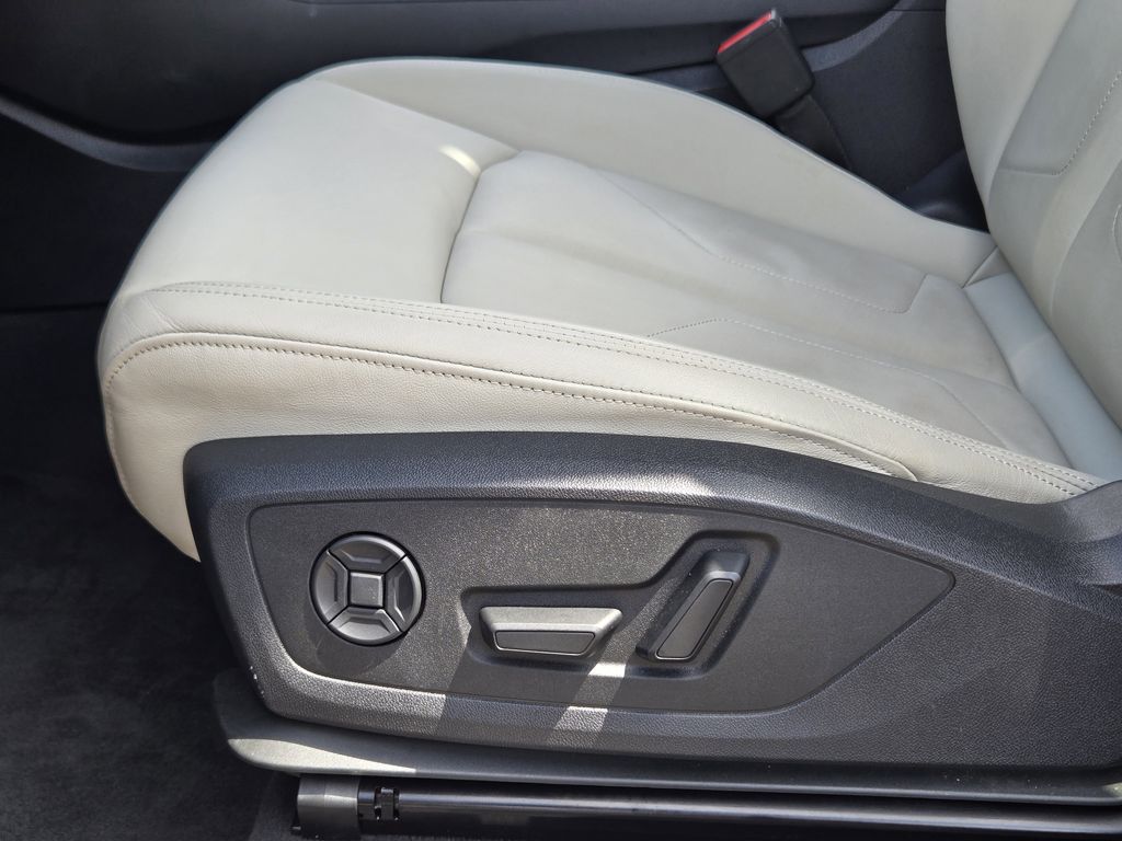 used 2024 Audi Q3 car, priced at $33,373