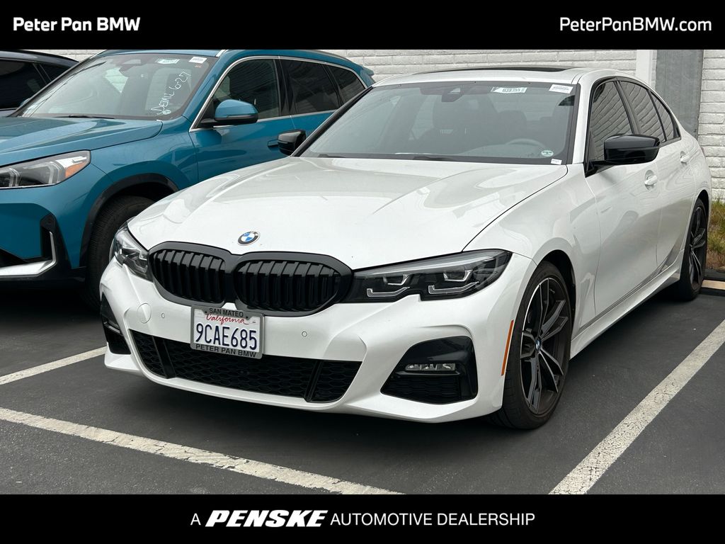 Thumbnail: 2022 BMW 3 Series - 1