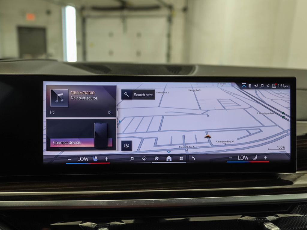 Thumbnail: 2025 BMW X5 - 15