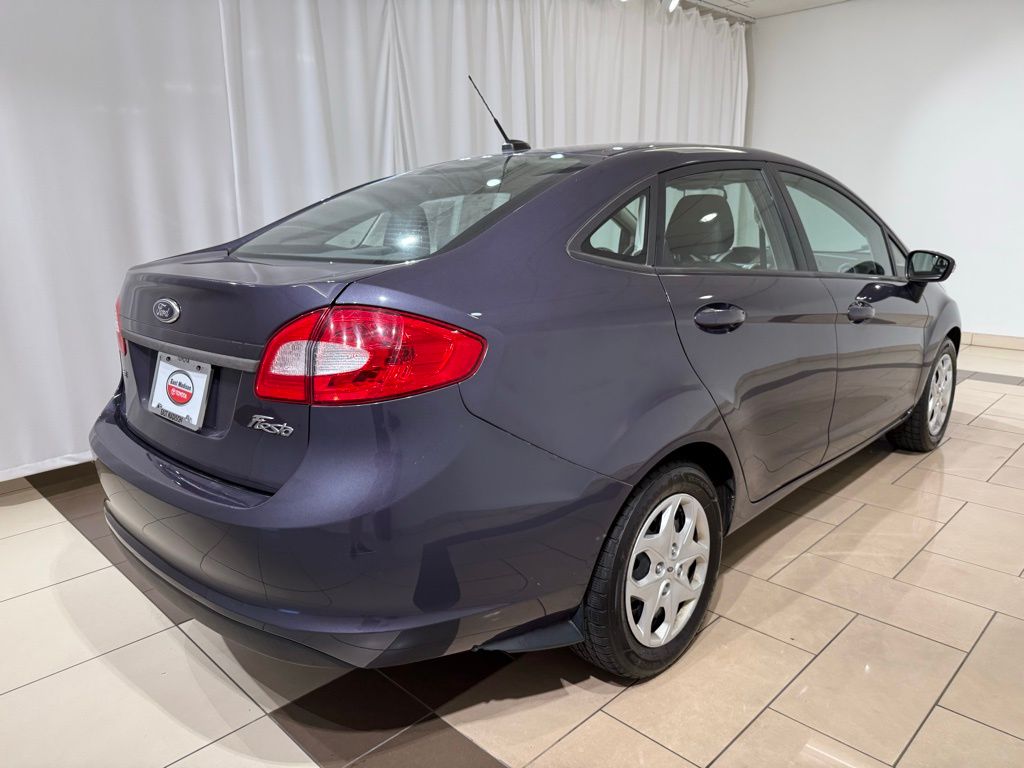 Thumbnail: 2013 Ford Fiesta - 5