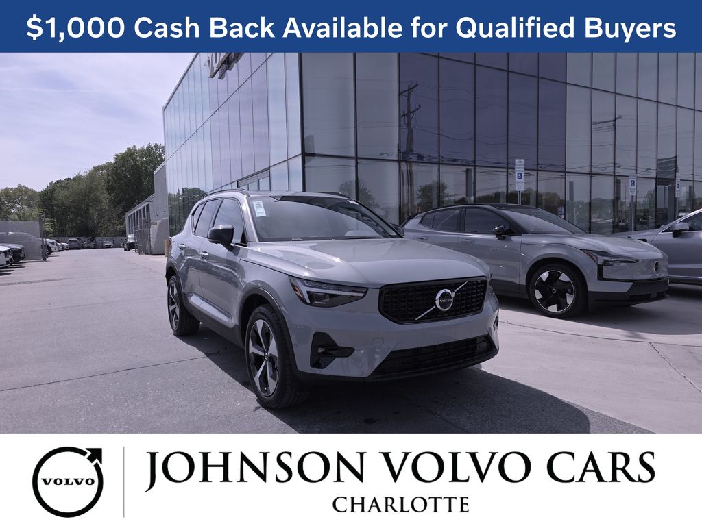 Gray Metallic 2026 Volvo XC40 B5 Plus AWD SUV / Crossover All-Wheel Drive Automatic