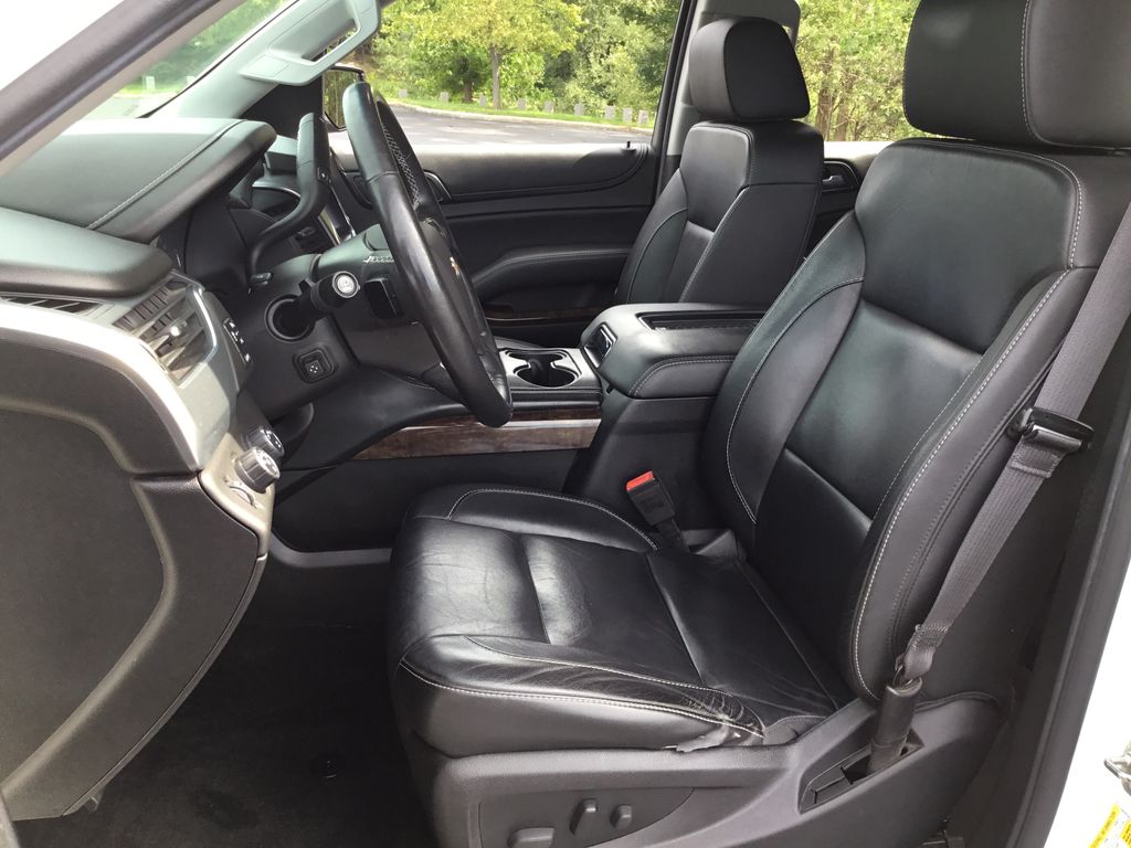 Thumbnail: 2017 Chevrolet Suburban - 14