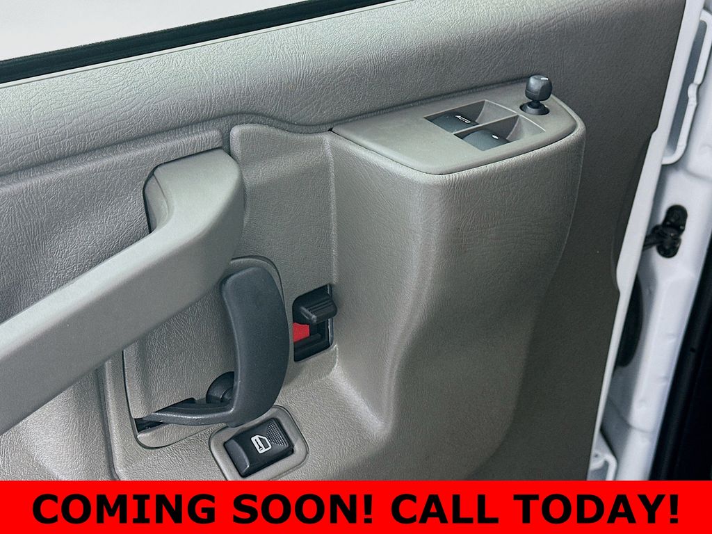 Used 2024 White Chevrolet Work Van image 24