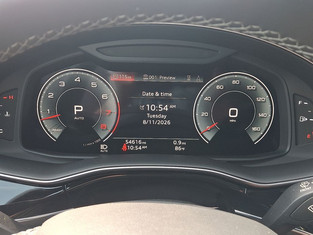 Thumbnail: 2021 Audi Q8 - 21
