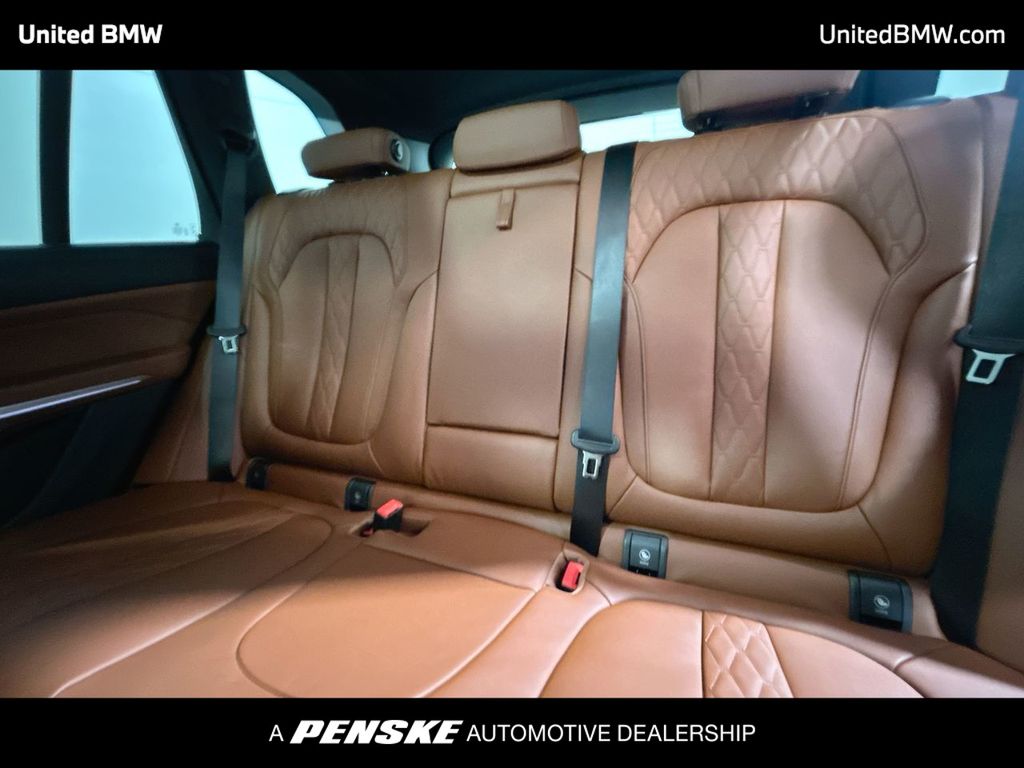 Thumbnail: 2026 BMW X5 - 21