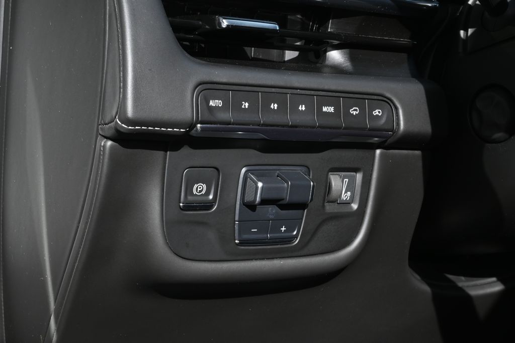 Thumbnail: 2021 Cadillac Escalade - 28