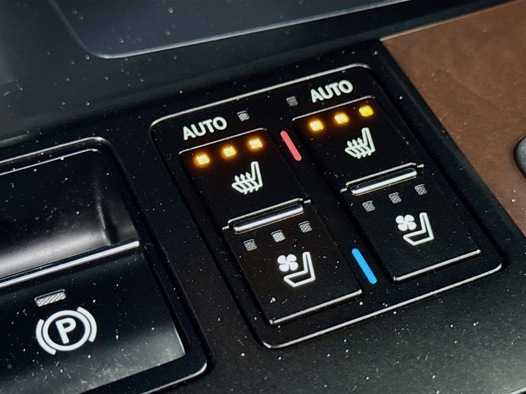 Thumbnail: 2022 Lexus RX - 20