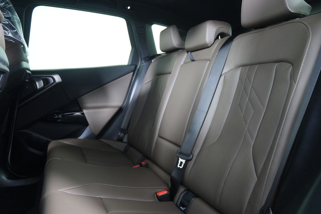 Thumbnail: 2026 BMW X3 - 15