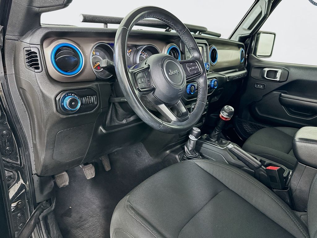 Thumbnail: 2020 Jeep Wrangler - 9