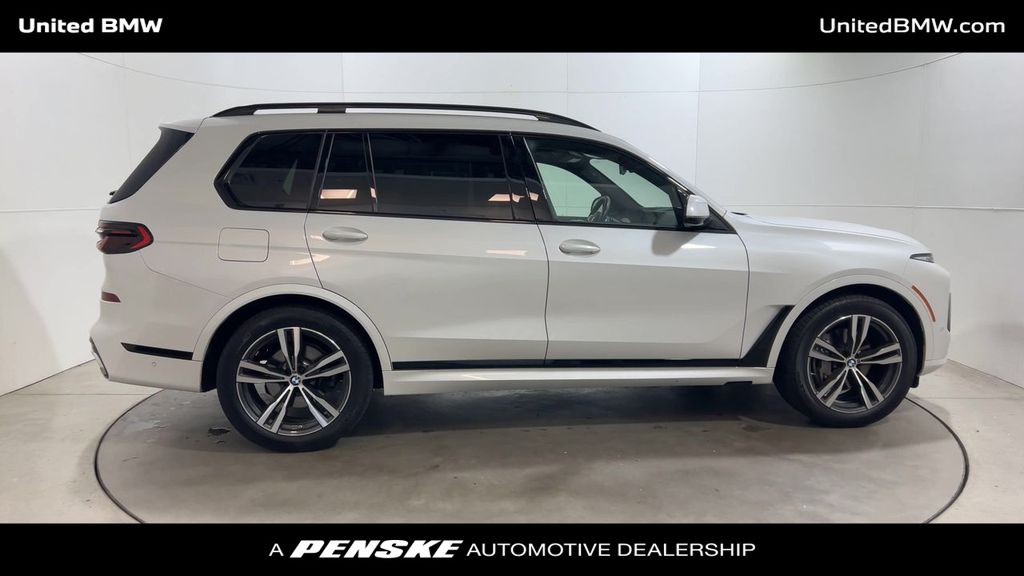 2024 BMW X7 xDrive40i 9