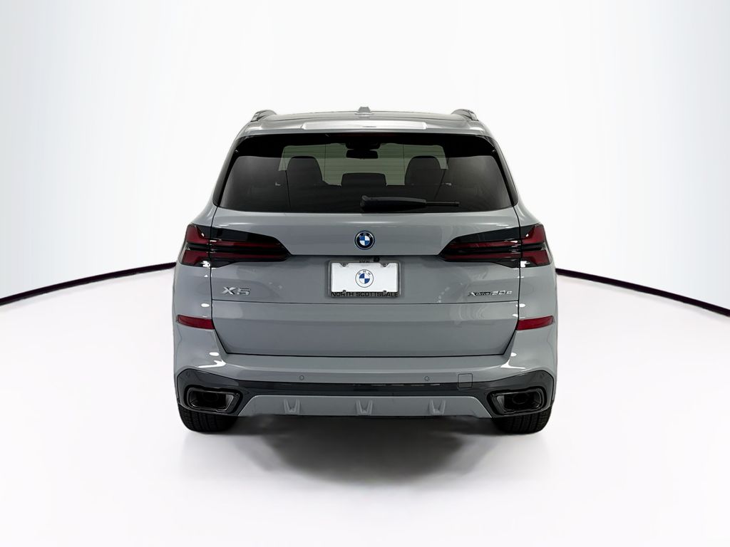 Thumbnail: 2026 BMW X5 - 6