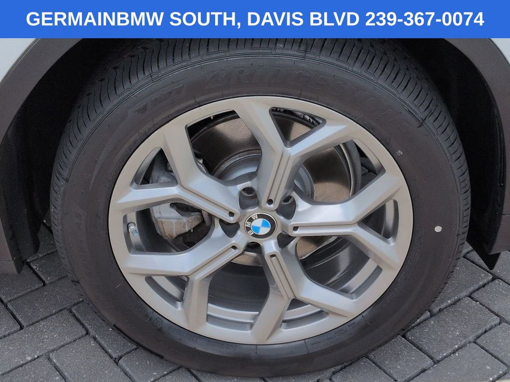 Certified Used 2024 White BMW sDrive30i image 12