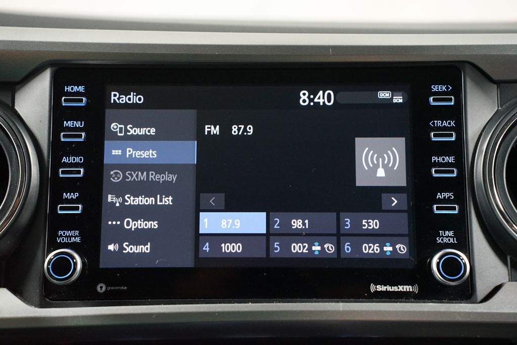 Thumbnail: 2022 Toyota Tacoma - 18