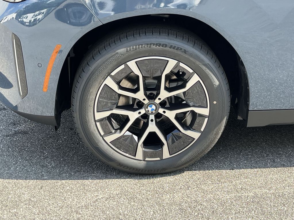 Thumbnail: 2026 BMW X3 - 10