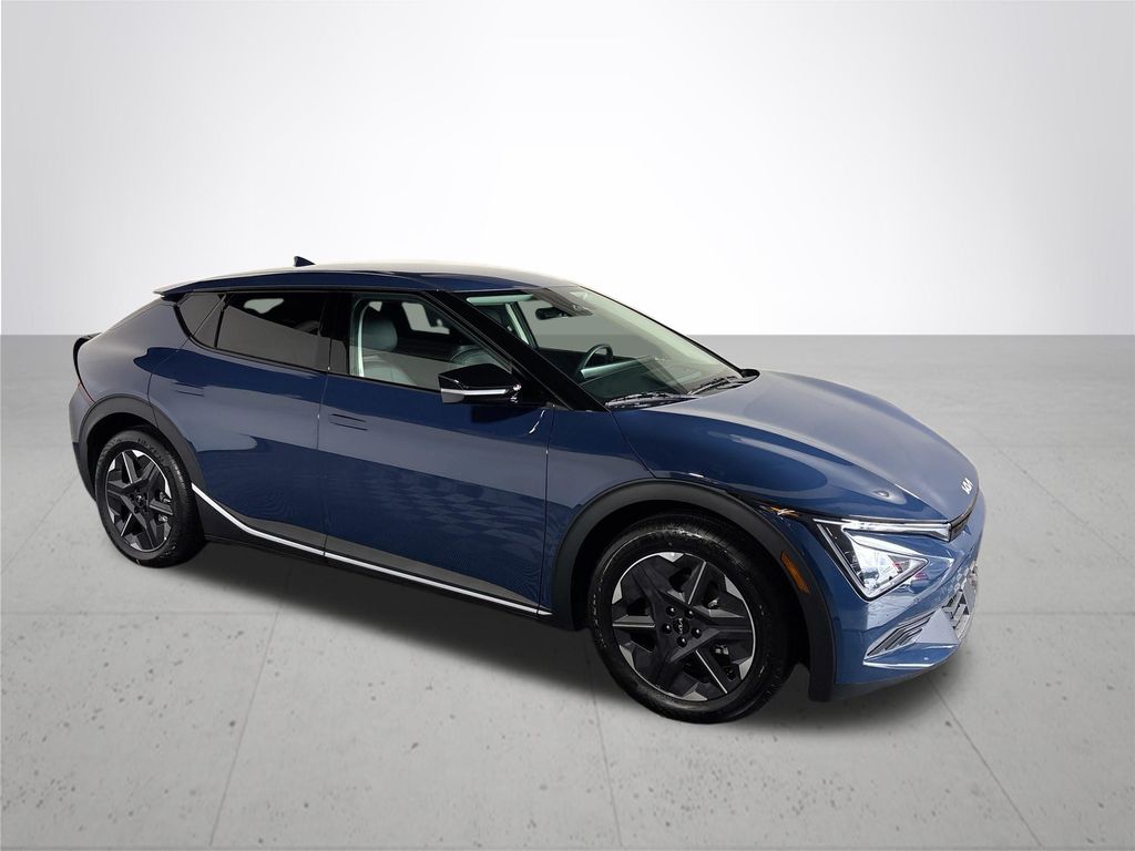 2026 Kia EV6 Light