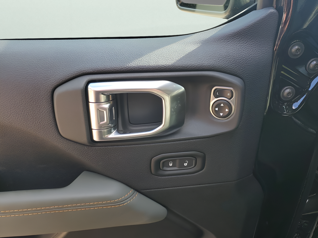 New Car 2025 Jeep Gladiator  Mojave For Sale Under $60,000 In Austin, Texas